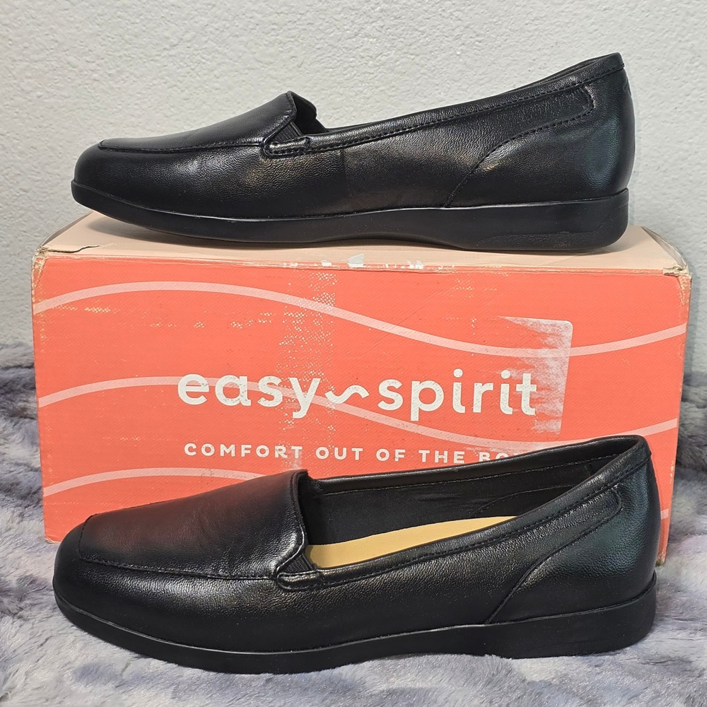 NWB Easy Spirit Devitt Black Leather Loafers Womens 6.5 wide